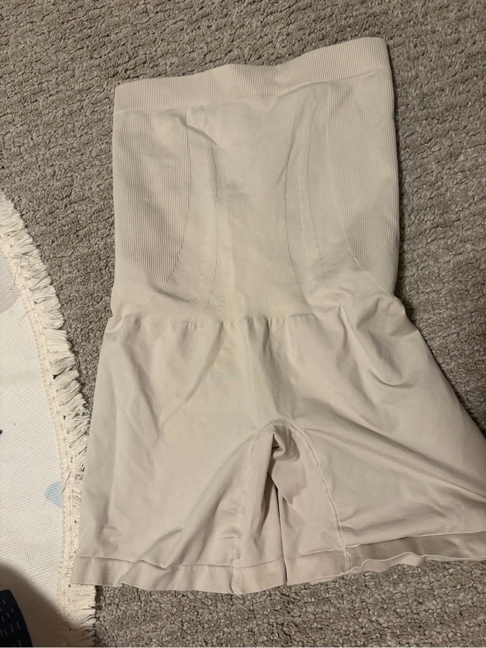 High-Waist Maternity Shaping Shorts in Cream